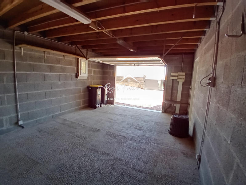 Maison - 95 m² - 5 pièces