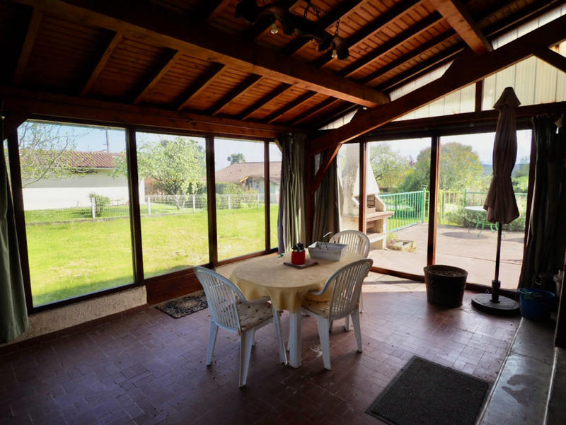 Maison - 185 m² - 7 pièces