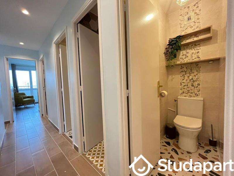 Chambre - 10 m² - 1 pièce