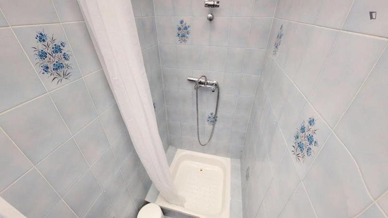 Chambre - 9 m² - 5 pièces