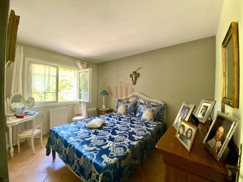 Villa - 210 m² - 7 pièces