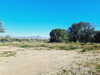 Terrain constructible - 1 466 m²