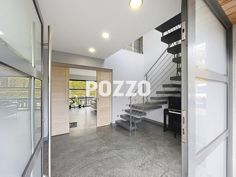 Maison d'architecte - 376 m² - 10 pièces