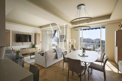 Appartement - 100 m² - 4 pièces