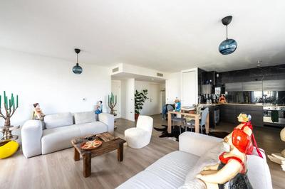 Appartement - 65 m² - 2 pièces