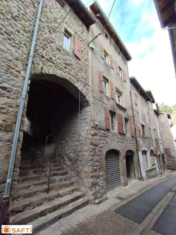 Maison - 70 m² - 6 pièces