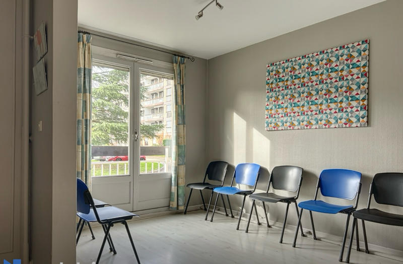 Appartement - 98 m² - 6 pièces