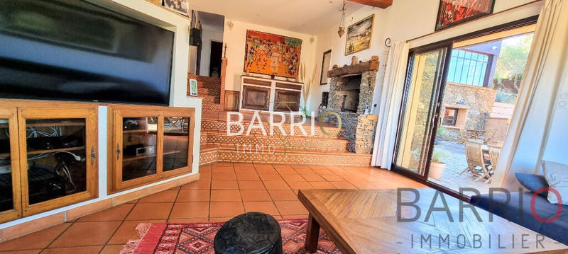 Villa - 200 m² - 8 pièces