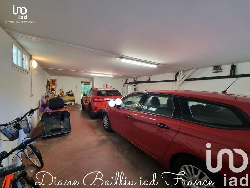 Maison de ville - 263 m² - 8 pièces