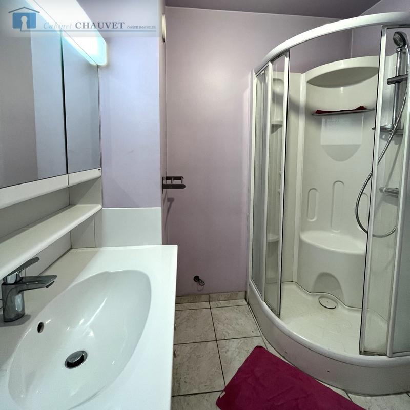 Appartement - 75 m² - 3 pièces