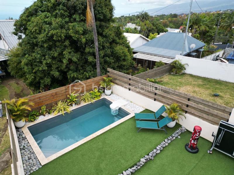 Maison - 106 m² - 5 pièces