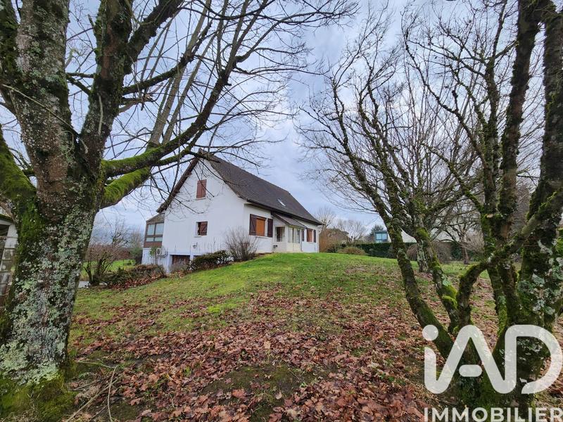 Maison - 136 m² - 5 pièces