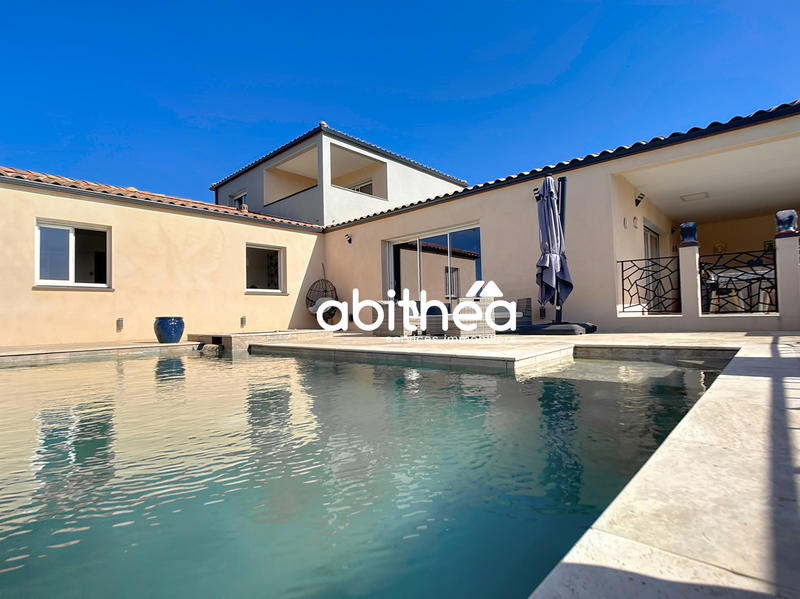 Villa - 181 m² - 6 pièces