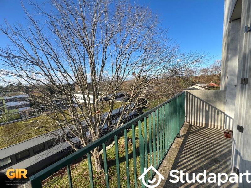 Chambre - 9 m² - 1 pièce