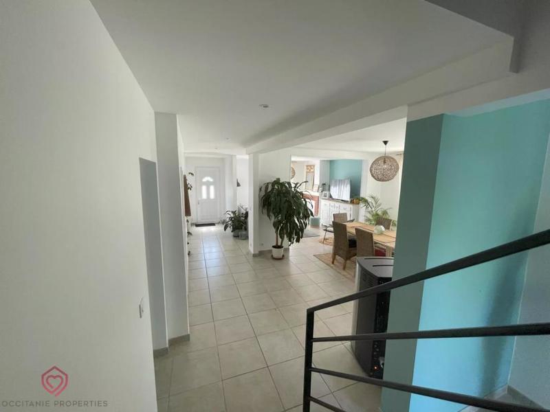 Maison - 163 m² - 8 pièces