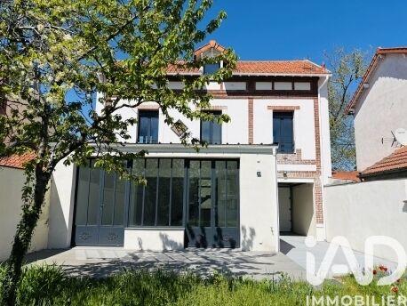 Maison - 143 m² - 6 pièces