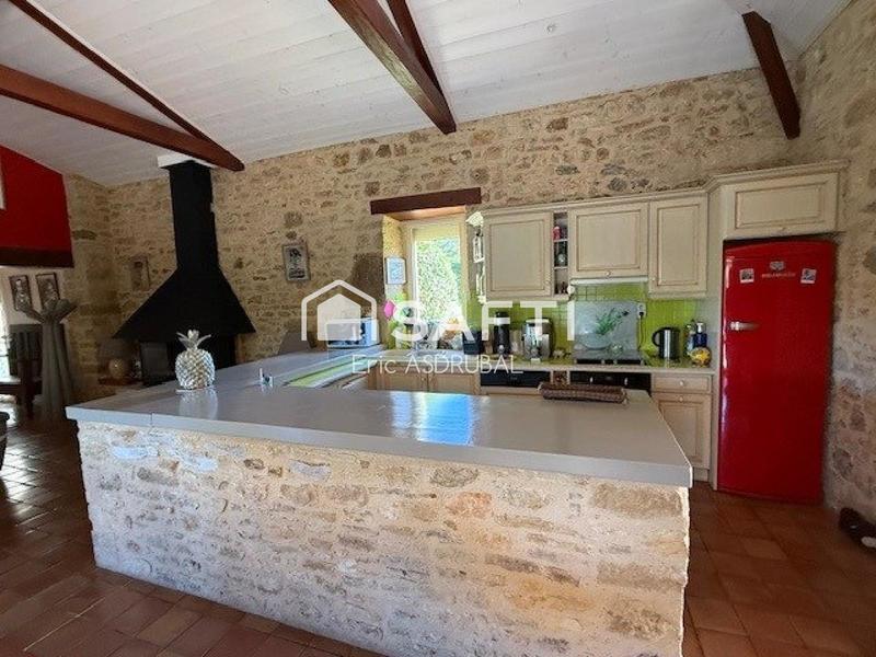 Maison - 140 m² - 6 pièces