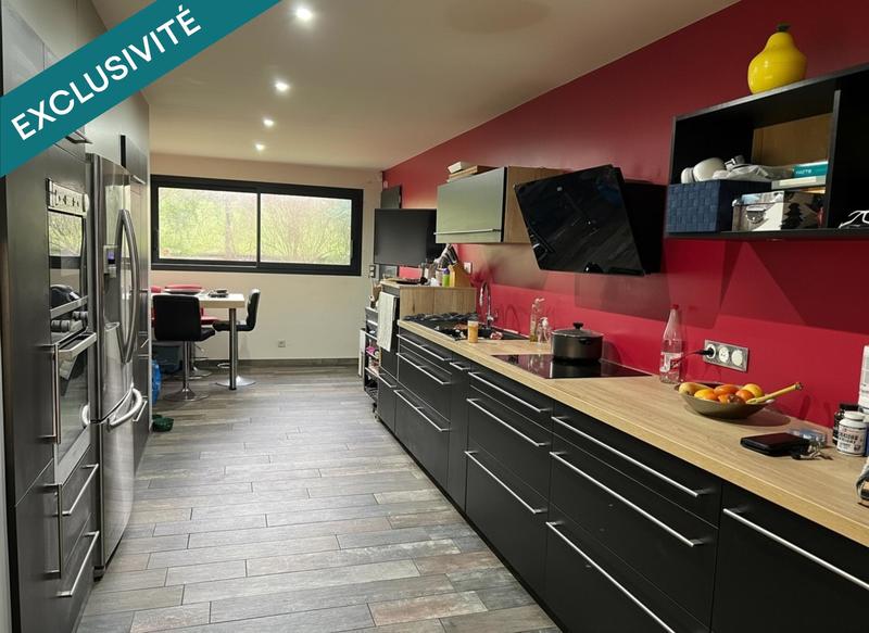 Maison - 182 m² - 7 pièces