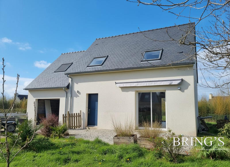 Maison traditionnelle - 78 m² - 4 pièces