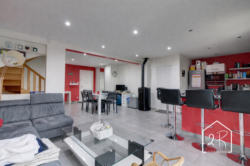 Maison - 90 m² - 4 pièces