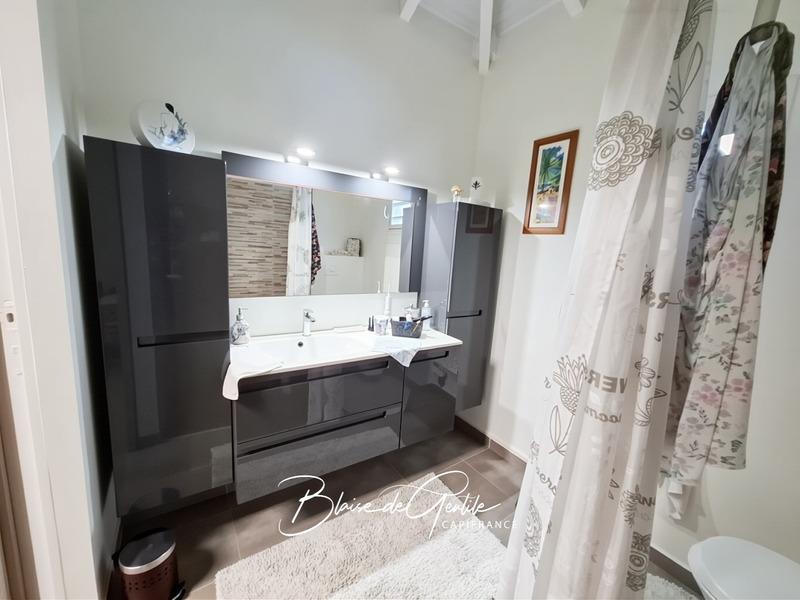 Maison - 111 m² - 4 pièces