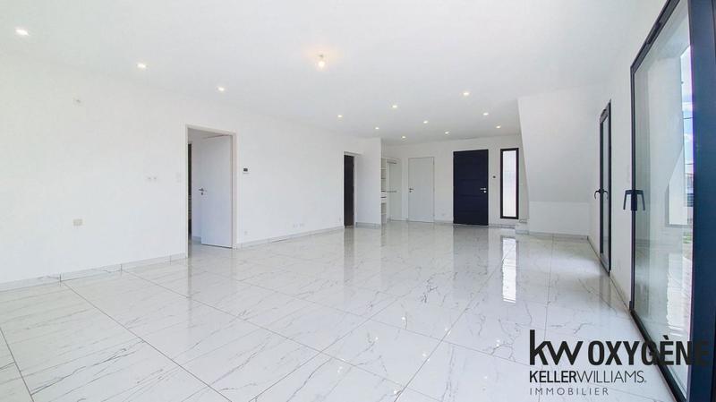 Maison - 143 m² - 5 pièces