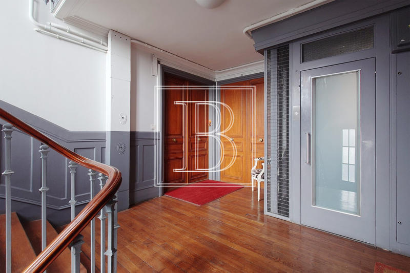 Appartement - 128 m² - 5 pièces