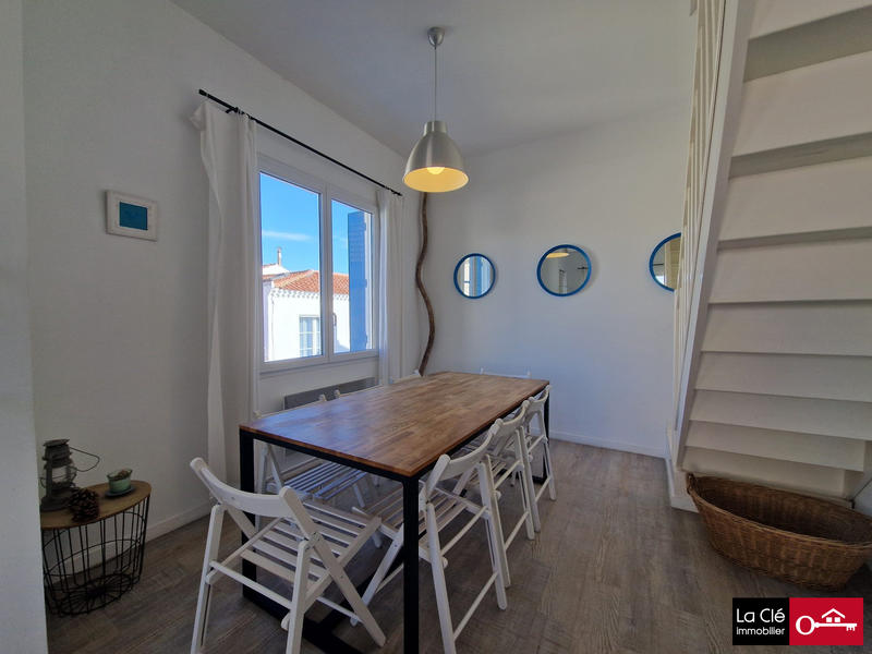 Maison - 159 m² - 8 pièces