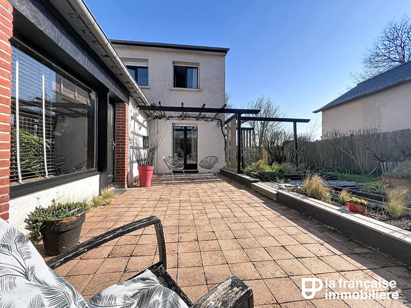 Maison - 102 m² - 5 pièces