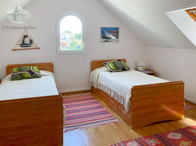 Maison - 172 m² - 6 pièces