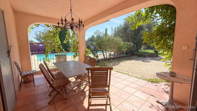 Mas - 324 m² - 8 pièces