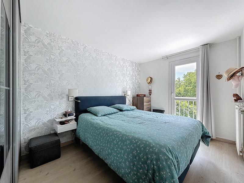 Appartement - 79 m² - 4 pièces