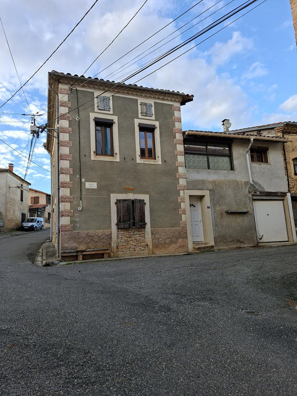 Maison - 104 m² - 5 pièces