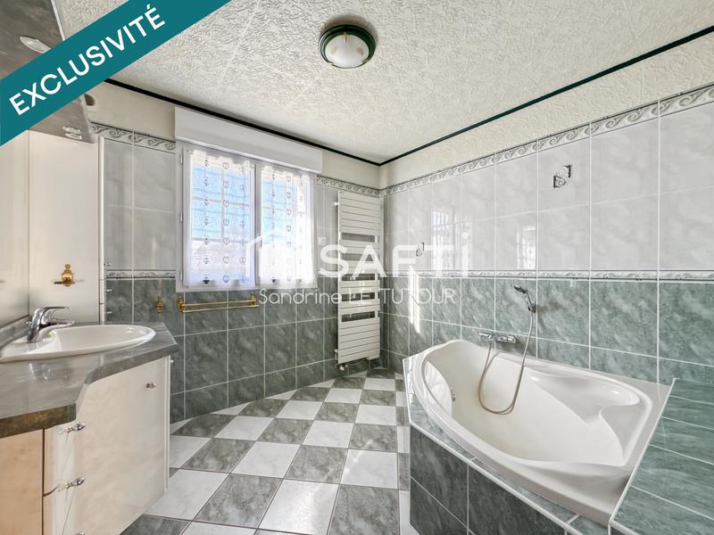 Maison - 175 m² - 6 pièces