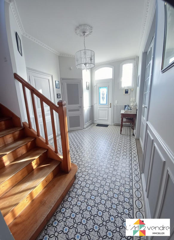 Maison ancienne - 142 m² - 6 pièces