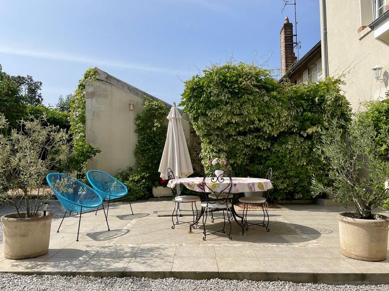 Maison - 157 m² - 8 pièces
