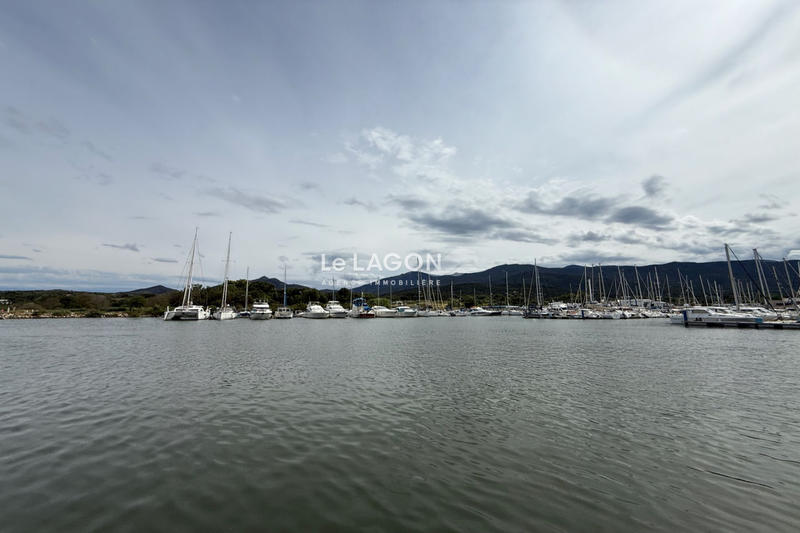 Appartement - 90 m² - 3 pièces