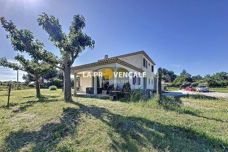 Maison - 175 m² - 6 pièces