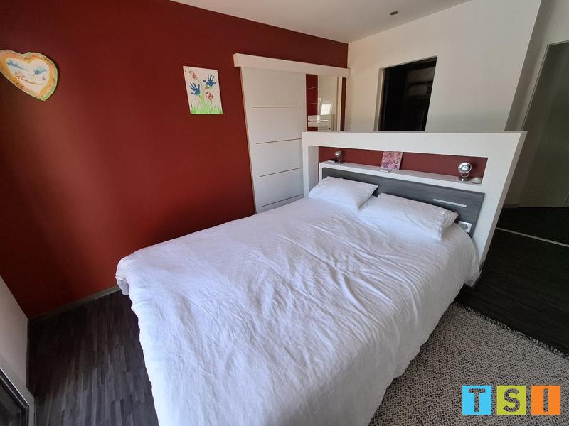 Maison - 228 m² - 6 pièces