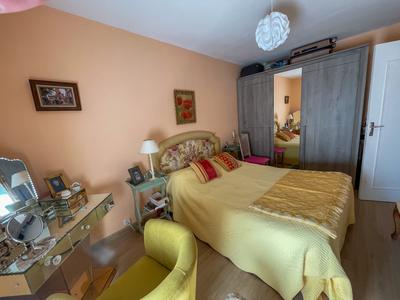 Appartement - 81 m² - 3 pièces