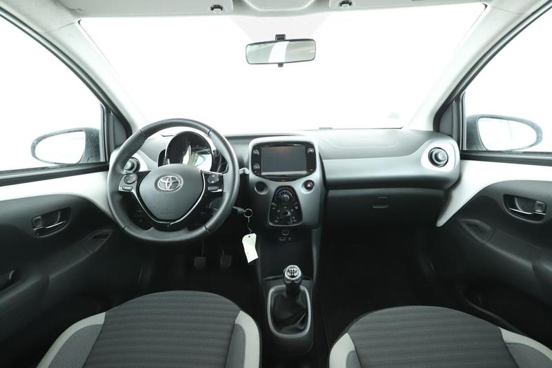 Toyota Aygo 1.0 Vvt-i X-Play 5p 72 ch