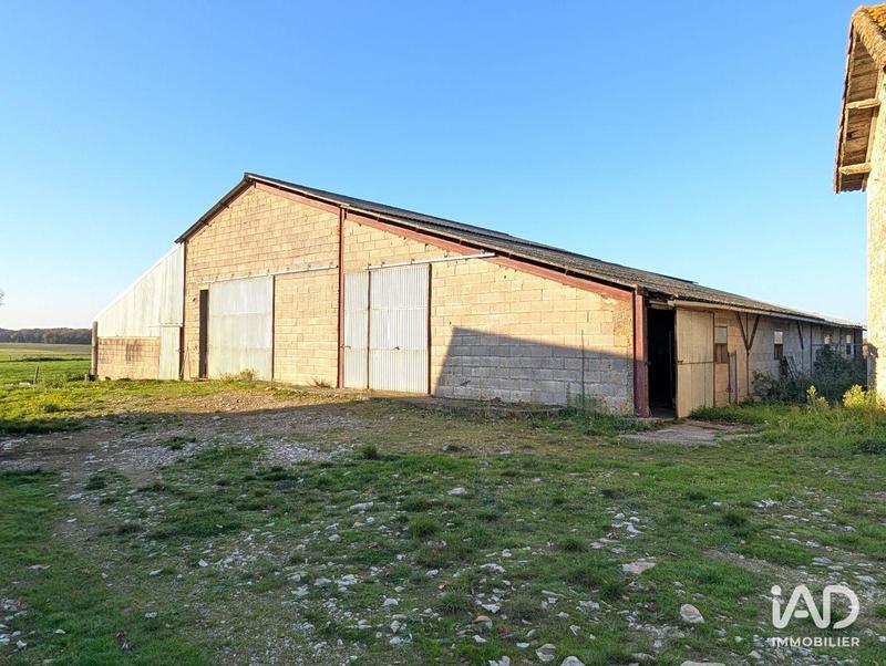 Maison - 92 m² - 5 pièces