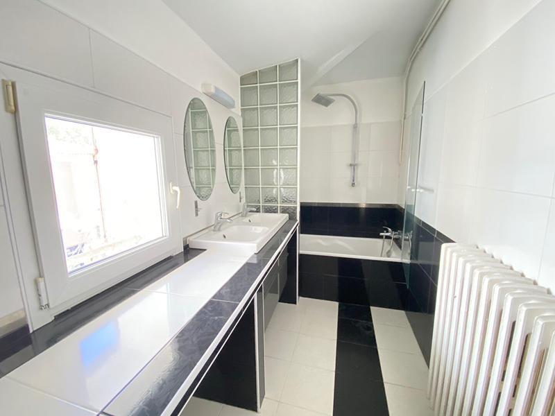 Appartement - 109 m² - 4 pièces