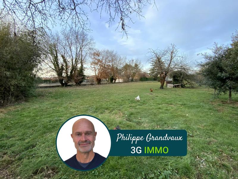 Terrain constructible - 940 m²