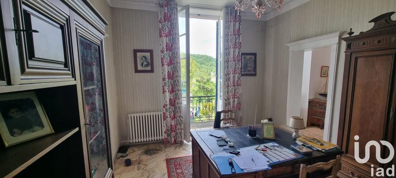 Maison - 260 m² - 7 pièces