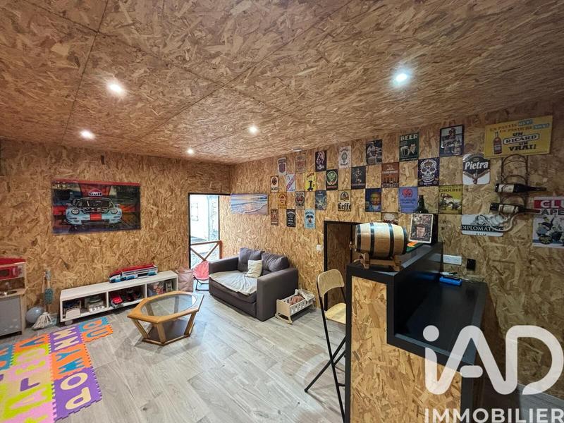 Maison - 147 m² - 5 pièces