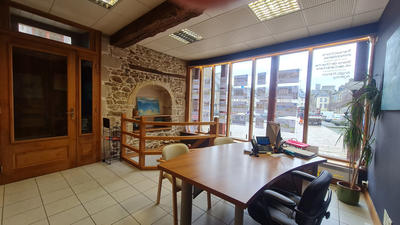 Immeuble - 9 pièces