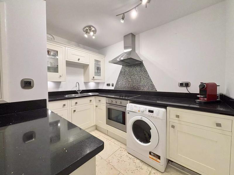 Villa - 385 m² - 11 pièces