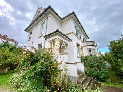 Maison de maîtres - 220 m² - 7 pièces