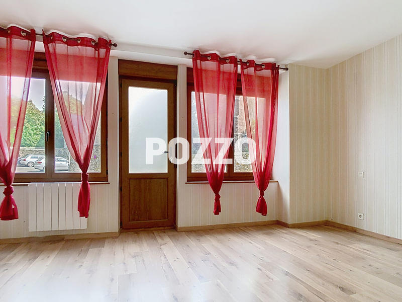 Maison - 166 m² - 7 pièces